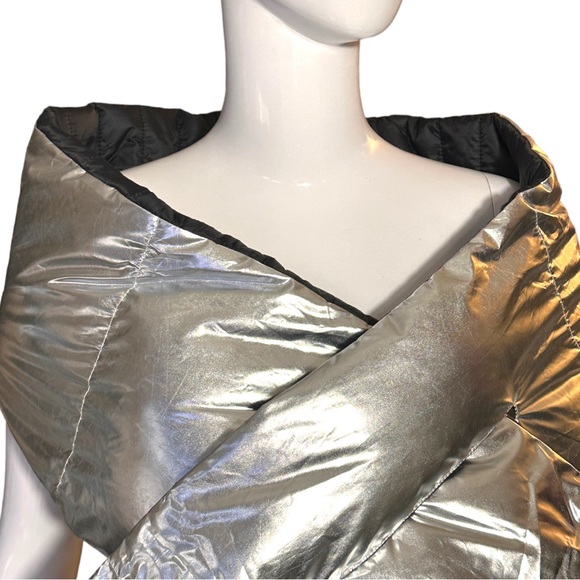 SILVER PUFFER SCARF & MATCHING HAT (NEW) - Picture 3 of 14